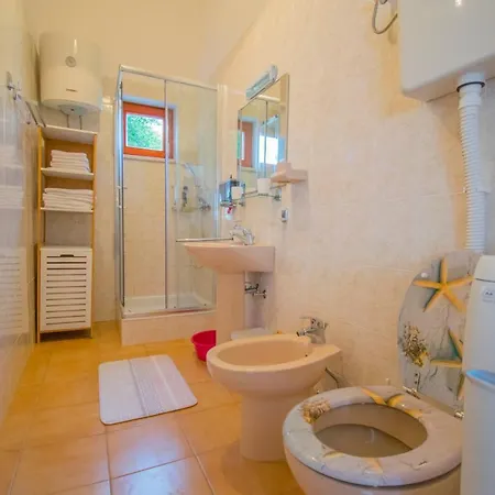 Lejlighed Rino, Only 30m From The Sea