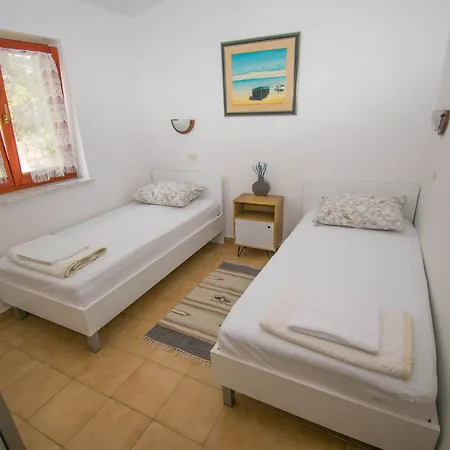 Rino, Only 30m From The Sea Apartamento