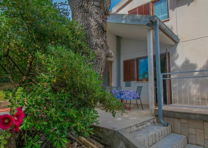 Apartmán Rino, Only 30m From The Sea Košljun