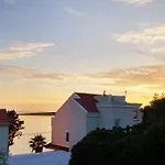 Rino, Only 30m From The Sea