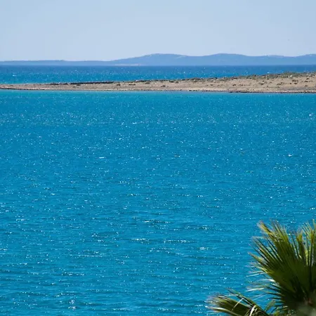 アパート Rino, Only 30m From The Sea