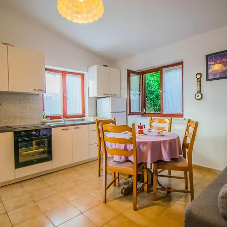 Rino, Only 30m From The Sea