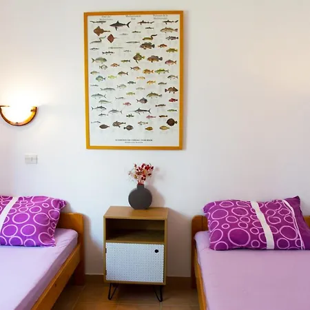 Apartment Rino, Only 30m From The Sea