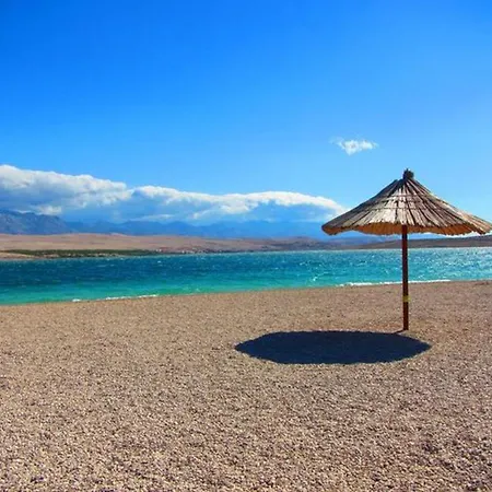 Apartment Rino, Only 30m From The Sea *