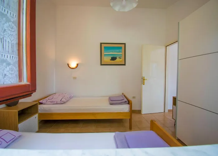 Rino, Only 30m From The Sea Kosljun